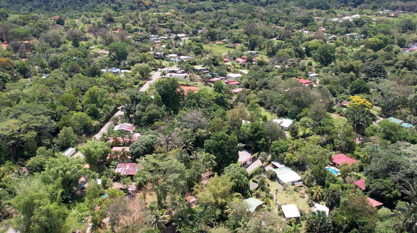 The Ojochal & Uvita Community: How to Connect, Play & Belong