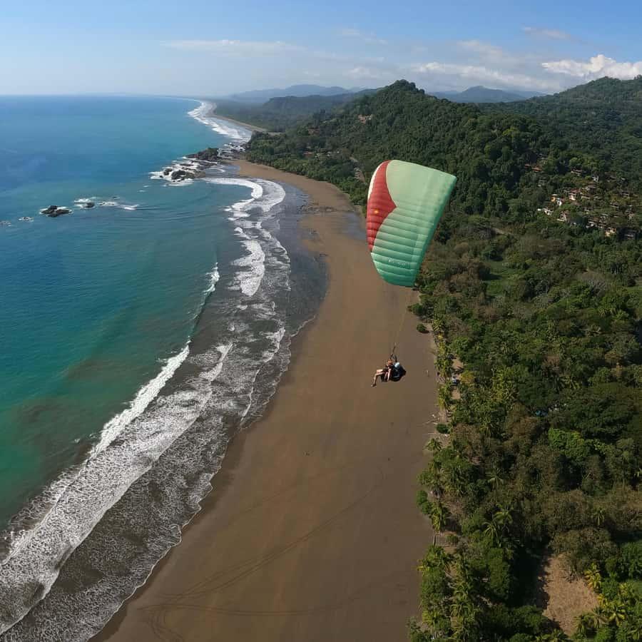 Aerial Adventures Near Vista Bendita: Paragliding, Skydiving & Scenic Flights